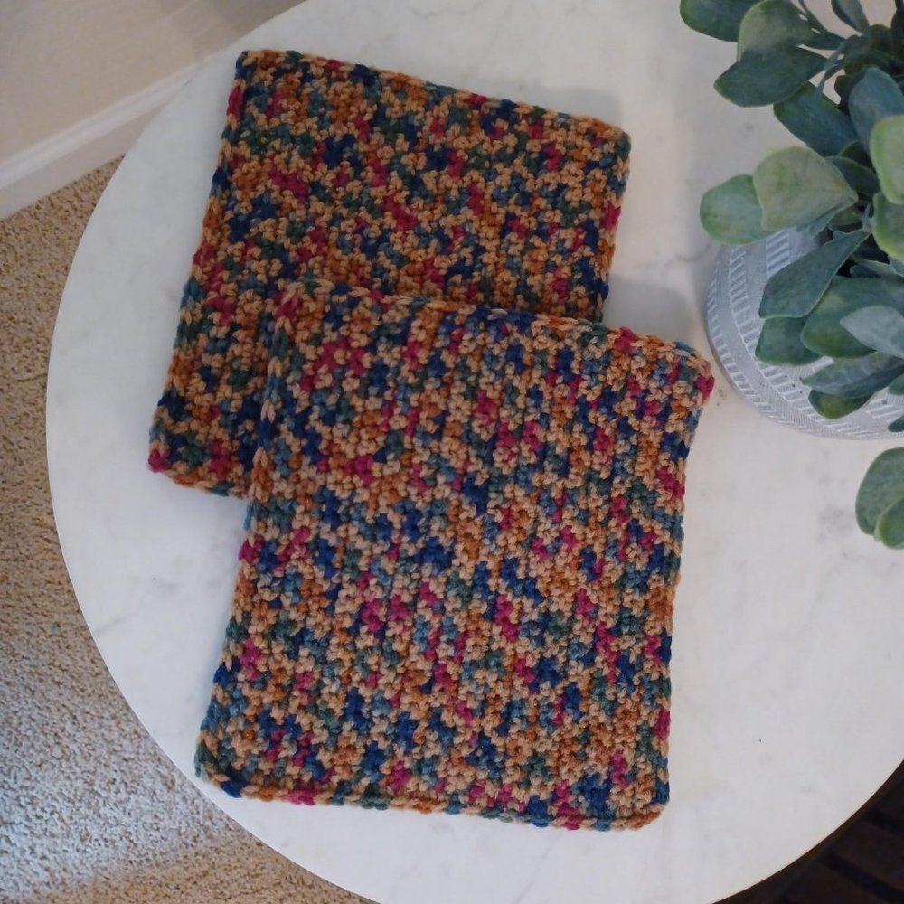 Hand Crocheted Hot Pads, Set of two, new, never used - Picture 1 of 5